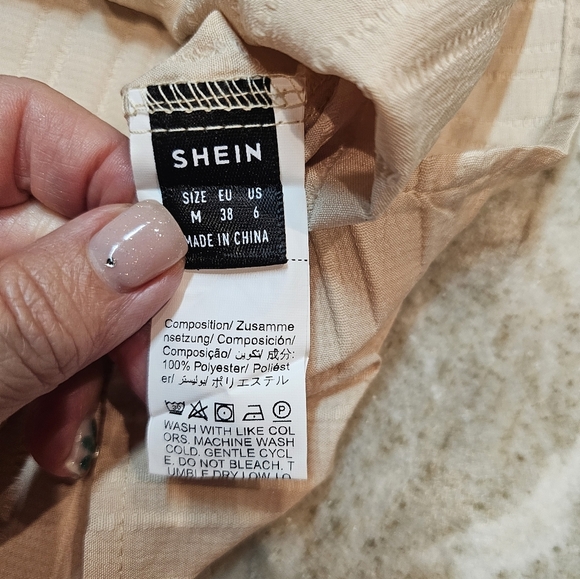 SHEIN Beige Ruffle Sleeve Embroidered Blouse | Size M - Picture 4 of 8